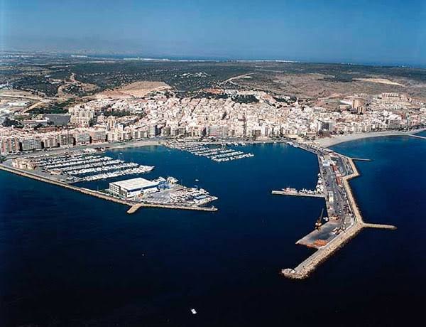 Vista aérea del puerto de Santa Pola